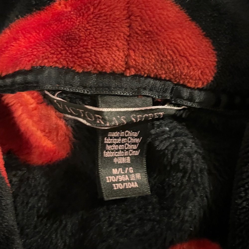 Victoria's Secret Black and Red Heart Robe - Picture 2 of 3